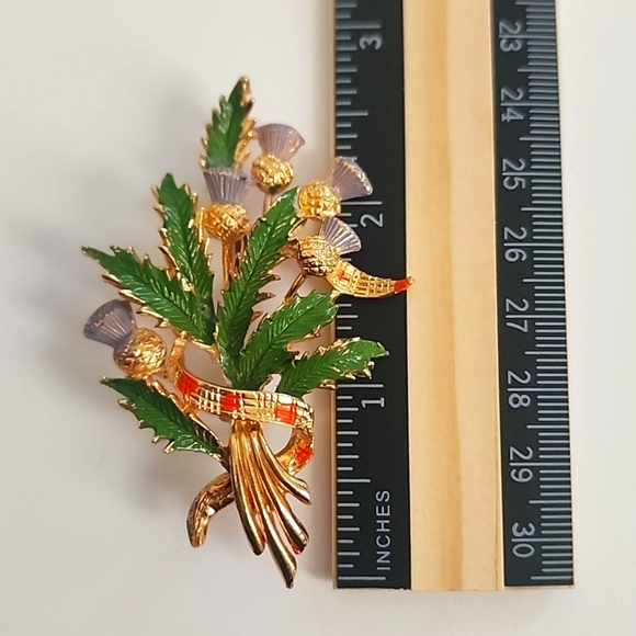 Vintage Unisex Thistle Large Enamel  Brooch Pin - Picture 3 of 9